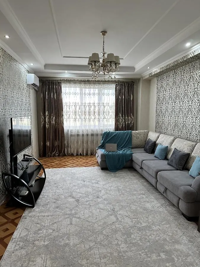 Ferienwohnung Просторная Квартира В Верхней Части Мегаполиса Almaty Kasachstan